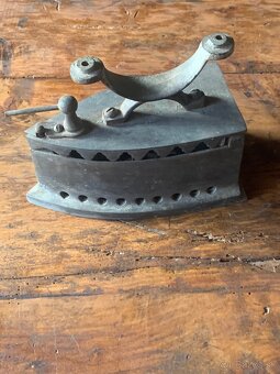 Stará žehlička - 2