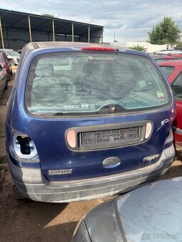 Renault Megane Scenic. - 2