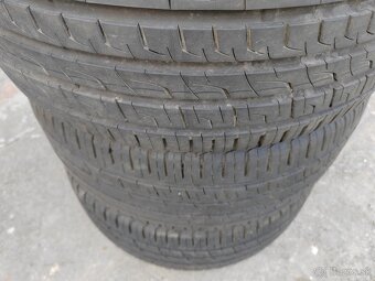 Letné pneumatiky 215/40 R17 - 2