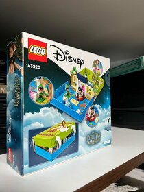 LEGO ® Disney 43220 Peter Pan a Wendy a ich rozprávková knih - 2