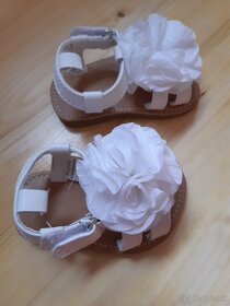 Biele sandalky - 2