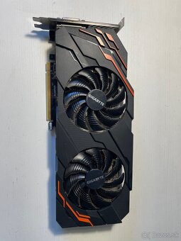 Gigabyte GTX 1070 ✅ - 2