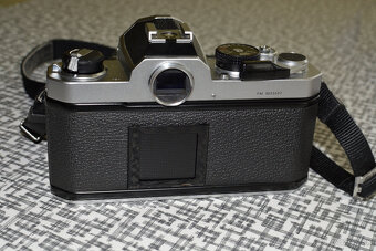 Nikon Fm + Nikkor 1.4/50 - 2