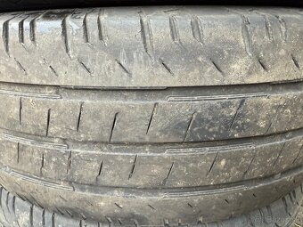 235/65 R16C continental - 2