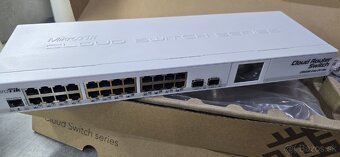 MIKROTIK - CRS226-24G-2S+RM - Cloud Router Switch - 2