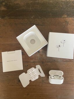 Apple Airpods 2pro - 2