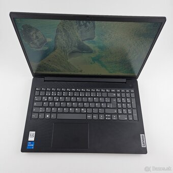 Lenovo V15 / i5 12500H - RAM: 24 GB - SSD: 1000 GB - 2