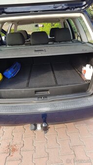 Predám VW GOLF IV, r.v.2005, benz.+CNG - 2
