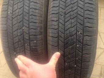 Predám celoročne pneumatiky 215/60R16 6mm - 2