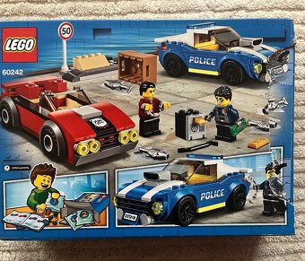 LEGO CITY 60242 - 2