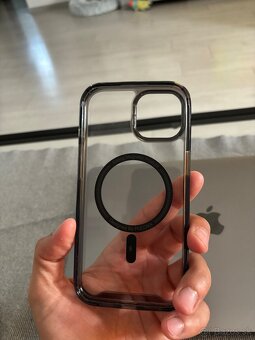 Obal iPhone 15 - 2