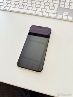 Apple iPhone XR 64GB biely - TOP STAV - 2