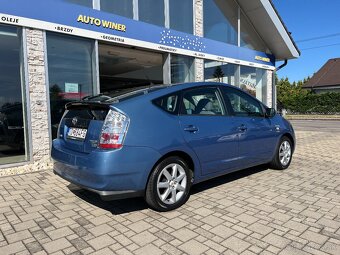 Toyota PRIUS Hybrid - 2