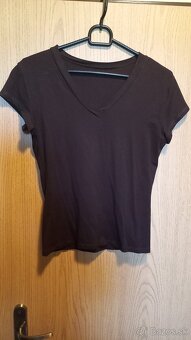 Tričká S,M top stav cena od 4eur/ks - 2