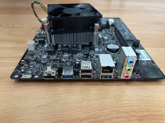 i5-7400 + základná doska LGA 1151 - 2