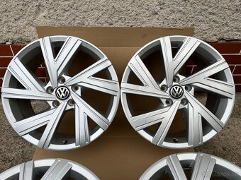 R18 Alu disky 5x112 na VW / Škoda / Audi - 2