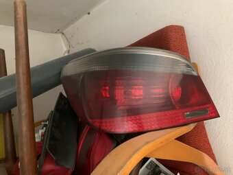BMW E60 zadné svetlá pred FL - 2