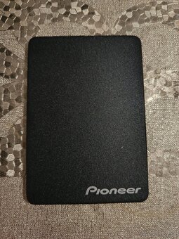 Nový SSD Pioneer APS-SL3 240 GB - 2