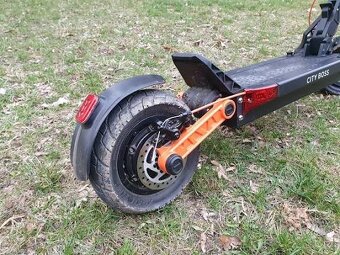 Elektrická kolobežka - 2