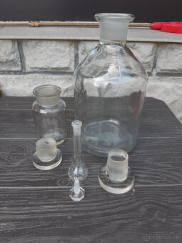 Laboratórne sklo - 2