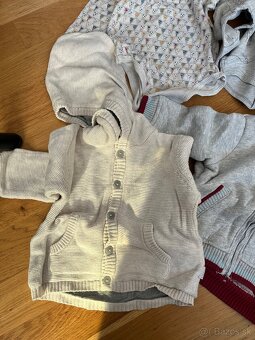 Mi znackoveho oblecenia 68 - 2