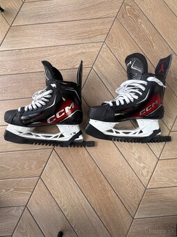 CCM Jetspeed FT870 8,5 Regular - 2