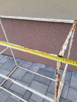 Predam pracovny stol - 2
