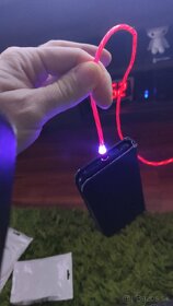 Univerzálny Magnetický svietiaci USB pre android, iphone - 2