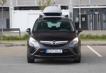 Opel Zafira Tourer - 2