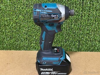MAKITA Aku rázový uťahovák 1/4" DTD154 - 2
