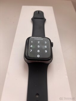 Apple Watch 5 44mm - 2