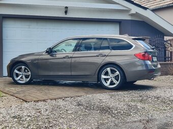 BMW 320 d xDrive Touring Luxury Adaptivne BiXenony - 2