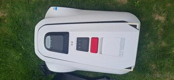 Roboticka kosacka ecovacs - 2