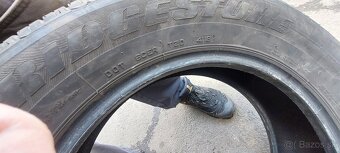 Predam letne pneu 2x 215/60R17 Bridgestone - 2