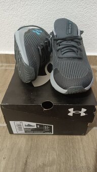 Under Armour Surge 3 nové č.42,5 - 2