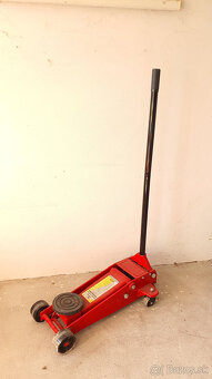 Pojazdný dielenský hydraulický zdvihák 3t T830021Q - 2