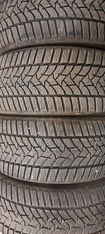 Predám 4ks pekné zimné 225/45r17-94V Dunlop - 2