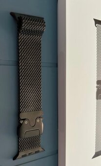 Black Titanium Milanese Loop - M (Apple Watch Ultra 2) - 2