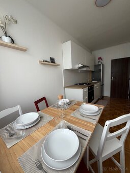 Pekný 3-izbový zariadený byt s loggiou - Sofijská ulica - 2