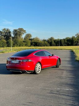 Predám Teslu Model S 85Р - 2