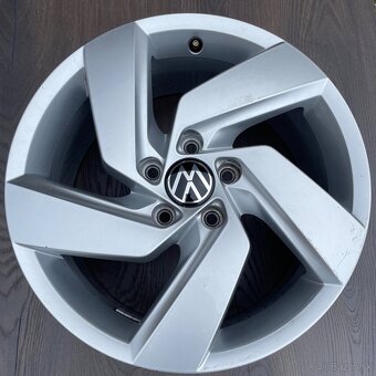 Hliníkové disky VW GOLF VIII 5x112 r17 - 2