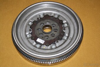 DSG 7-stup. dvojhmotný zotrvačník 06K130266AC - 2