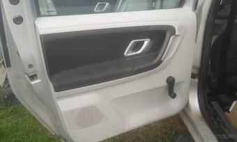 Skoda Roomster-Tapacire dveri - 2