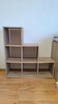 Regál na hračky - 2