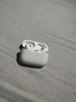 AirPods pro 2 - 2