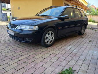 Opel Vectra 2,2 - 2