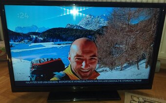 Televízor Led Lux Tronic LTV3211CR 32"(82cm) - 2