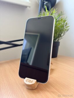 Apple iPhone 12 – 64 GB, biely - 2