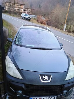 Peugeot 307 1,6 hdi - 2