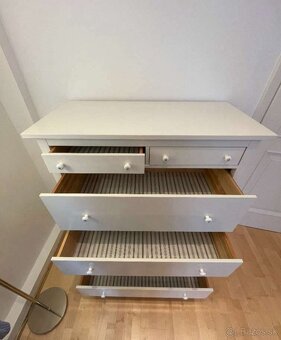 Hemnes IKEA komoda 6 zásuvkova biely lesk - 2